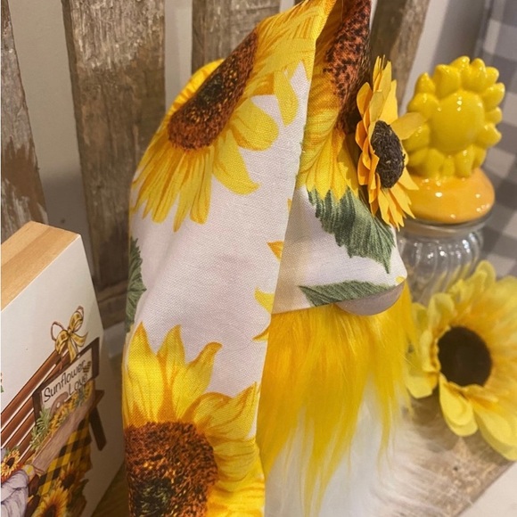 🌻Sunflower Gnome, Summer Gnome, Tiered Tray Decor, Sunflower Decor - Picture 5 of 5